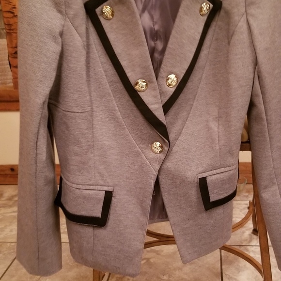 Blazer - Picture 1 of 1